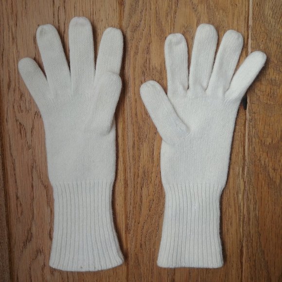 Vintage Aris Women angora wool lambswool cream off white knit gloves - Picture 4 of 10